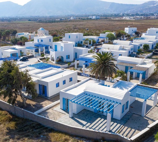 BĐS Santorini _ Biệt thự Bungalow 2 + 1 PN 500.000euro nhận Golden Visa Hy Lạp